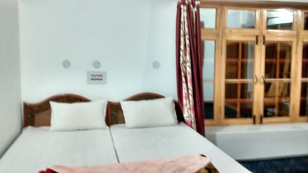 Ldumra Oasis Hotell Hundar Exteriör bild